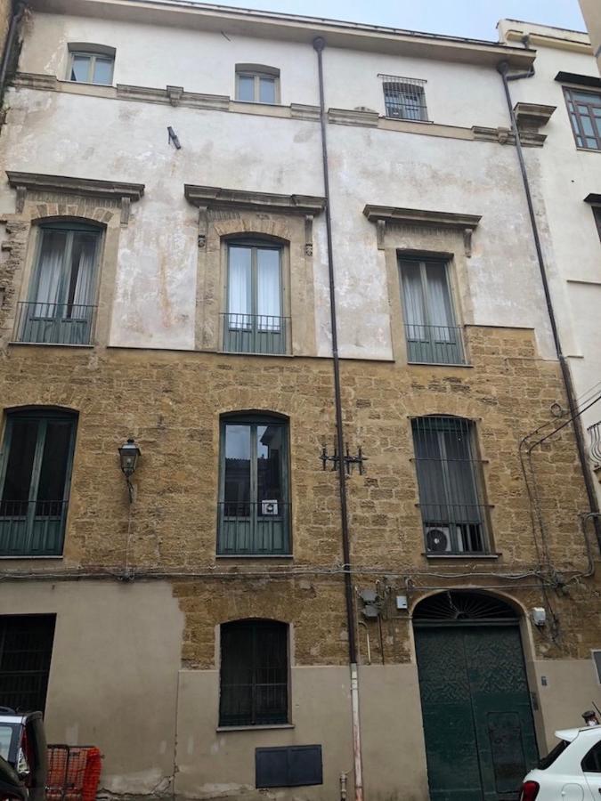 Casa Di Fronte La Cattedrale Apartman Palermo Kültér fotó